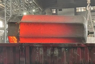 ¡Gran progreso! Se han fundido con éxito lingotes de acero 1.2343 de alta cal...